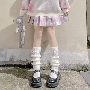 Japanischer Stil süße JK Beinstulpen Winter warme Strickstrümpfe mit rosa Schleife
