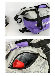 Sac de sport étanche multifonctionnel de grande capacité avec design bicolore et sangles.