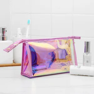 Gedetailleerd overzicht van de holografische transparante cosmetictas van duurzaam TPU.