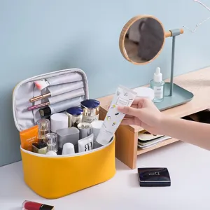 Bolsa de cosméticos de PU estilo coreano, gran organizador portátil de maquillaje y almacenamiento.