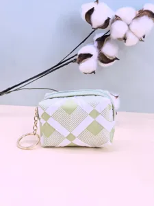 Schickes grün-weißes kariertes Stoff-Münzfach mit Schlüsselring, kleines geometrisches Etui