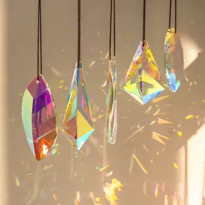 Cristallo Acchiappasole Prisma Rivestito Colore AB Sfaccettato Vetro Prisma Creatore di Arcobaleno Decorazione Finestra Casa