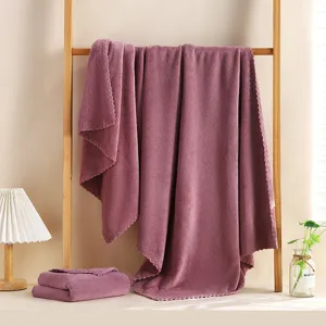 Solid color coral fleece bath towel set, soft, thick, absorbent, quick-dry home towel.