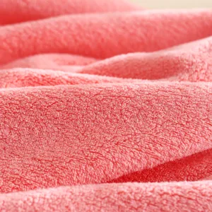 Coral fleece towel fabric detail, soft thickened solid color absorbent quick drying bath towel.