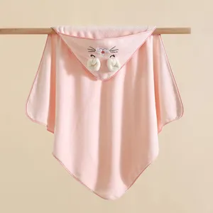 Asciugamano con cappuccio rosa per neonati con orecchie 3D e tessuto morbido, ideale per il bagno.