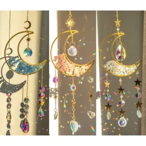 Bellissimo set di acchiappasole a forma di luna in cristallo con effetti arcobaleno.