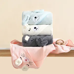 Douce couverture bebe a capuche nouveau-ne peluche emmaillotement joli design oreilles