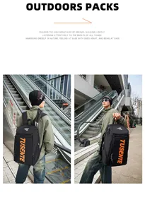 Lifestyle-Ansicht eines großen schwarzen Outdoor-Sportrucksacks, getragen von einem Model.