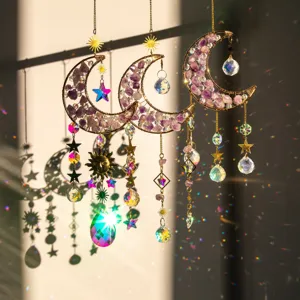 Acchiappasole con luna in ametista e prismi di cristallo per decorazione finestre