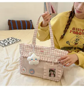 Süße rosa karierte Ita Bag mit transparentem Sichtfenster, Rüschen und Sternenanhänger
