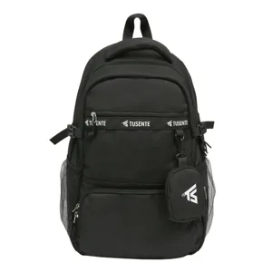Detailansicht eines großen schwarzen Schulrucksacks mit zusätzlichem Mini-Beutel vorne