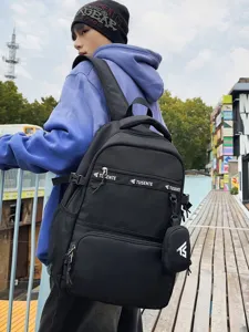 Großer schwarzer Schulrucksack im akademischen Stil mit Netztasche und Zubehörtasche