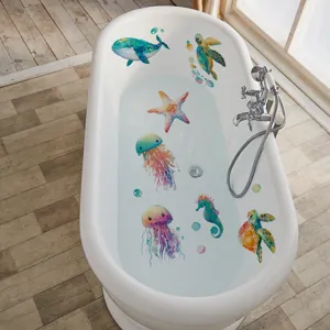 Détail de stickers de baignoire animaux marins avec motifs méduses et tortues