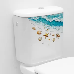 Dettaglio adesivo per WC impermeabile con stelle marine e conchiglie tema oceano