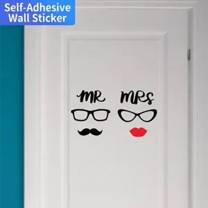 Creatieve MR MRS Badkamer Muursticker PVC Waterdicht Afneembare Deur Decal Voor Toilet Snor Lippen Bril Ontwerp Vinyl