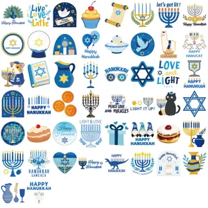 Colección de 50 pegatinas de Hanukkah con diseños variados de Menorah y Estrella de David.