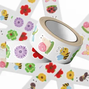 Gedetailleerd overzicht van schattige tuindier- en bloempatronen op rollen met zelfklevende stickers.