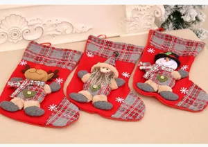 Lot de 3 chaussettes de Noël grandes 3D peluche renne bonhomme de neige père noël sacs