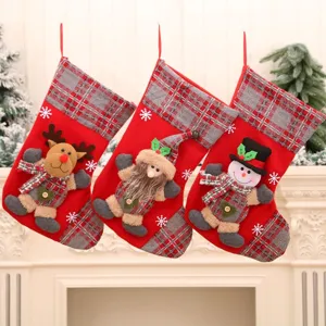 Grand ensemble de bas de Noel en peluche avec renne pere Noel bonhomme de neige sacs cadeaux