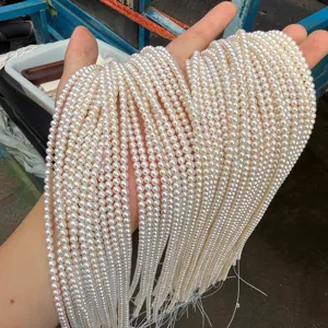 Natuurlijke 3.8-4mm ronde witte zoetwaterparel strengen halffabricaten voor sieraden.