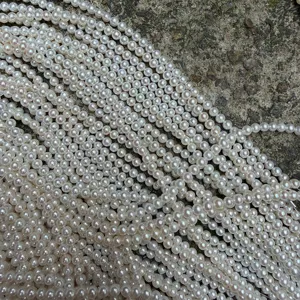 Natuurlijke zoetwaterparel kralen halffabrikaat groothandel 5-5.5mm witte ronde draden.
