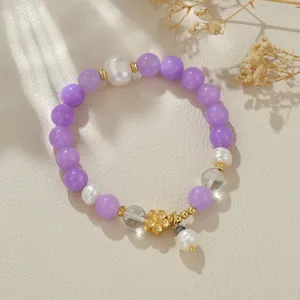 Retro chinesischer Stil Naturwasserperle lila Kristall Perlen Armband mit goldenem Kleeblatt.