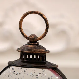 Weihnachten dekorative Wasserlaterne Oberseite Detail, vintage Bronze Anhänger Geschenk.