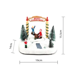 Scena di neve di Natale resina carillon luminoso dettaglio, decorazione festiva.