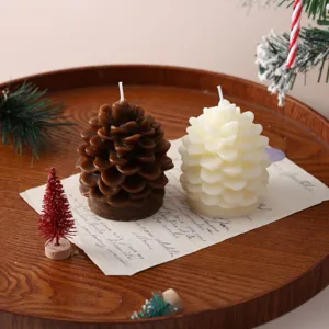 Pine cone scented soy wax candles set, perfect for Christmas holiday home decor and gifts.