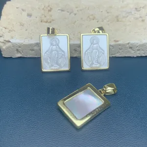 Ciondolo collana con ritratto quadrato in madreperla bianca naturale per accessori fai da te.