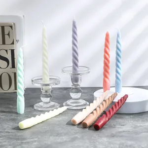 Magische spiralförmige Duftkerzen im Macaron-Design für elegante Tischdeko und gemütliches Licht.