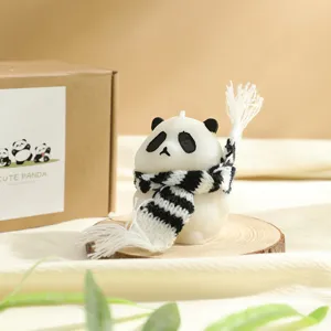 Adorable bougie parfumée panda avec écharpe en tricot coffret cadeau déco d'intérieur