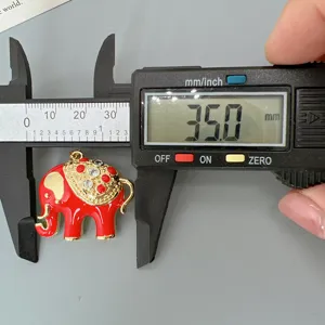 Roter Emaillierter Elefant Anhänger Strass Legierung DIY Schmuck Halskette Detail