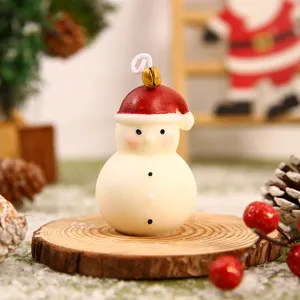 Handgemachte Weihnachtsschneemann Duftkerze mit Glocke Sojawachs Festtags Party Dekoration Detail