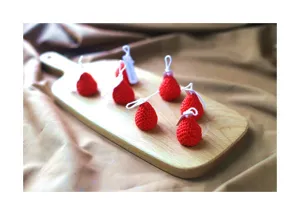 Mini strawberry scented candle for wedding favors and home decor, cute handmade design.