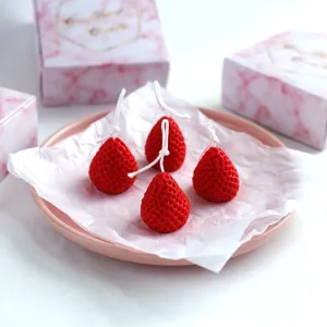 Mini handmade strawberry scented candle cute aesthetic candle decor for wedding party favor detail