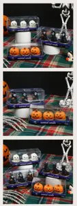 Detailansicht der Halloween Duftkerzen, mit gruseligen Kürbis-, Totenkopf- und Hexen-Wachsfiguren.