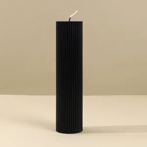 Vela perfumada negra de pilar acanalado, decoración de cera romana para el hogar y regalos.