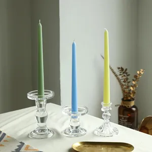 Bougies parfumées coniques de couleur Morandi européenne avec des bougeoirs en verre transparent.