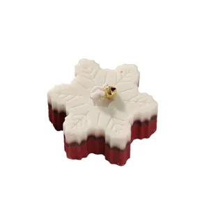Christmas snowflake scented soy candle holiday gift home decor festive wax decoration