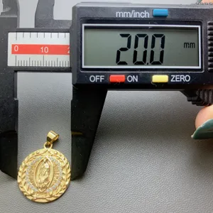Gold religiöse Jungfrau Maria Anhänger Halskette 20mm runde Medaillon Schmuck Detail