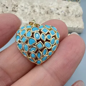Atemberaubender goldfarbener Türkis Herz Anhänger Halskette Schmuck DIY Zubehör Stil.