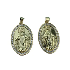 Goldene ovale Marien Anhänger mit funkelnden Zirkoniasteinen für DIY Schmuck Zubehör.