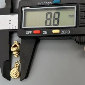 Gold Muschel Charms DIY Anhänger Ozean Stil Strand Schmuck Zubehör kleine Metall Schnecke