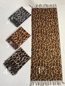 Écharpe longue à franges motif léopard, châle d'hiver chaud en imitation cachemire.