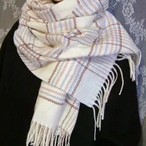 Écharpe à carreaux douce avec franges pour femme style cachemire chaud hiver mode élégant