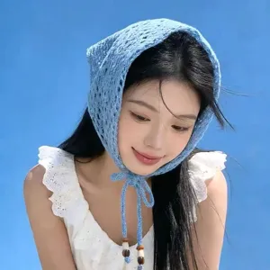 Bleu crochet bandana pour femme, foulard de tête ajouré en tricot avec liens perlés.