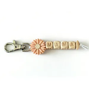 Cute Mother's Day Sunflower Wooden Bead Mama Keychain Stylish Bag Pendant Gift Item