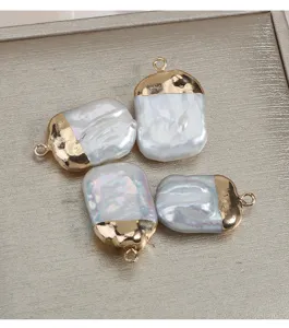 Natürliche Süßwasser Barock Perle vergoldet quadratischer Anhänger DIY Schmuck Zubehör