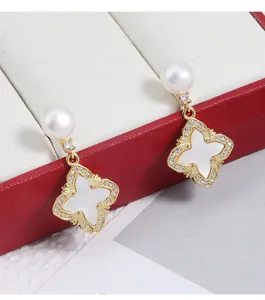 Elegante Süßwasserperle und weiße Perlmutt Kleeblatt Ohrringe für Damen schicker Schmuck